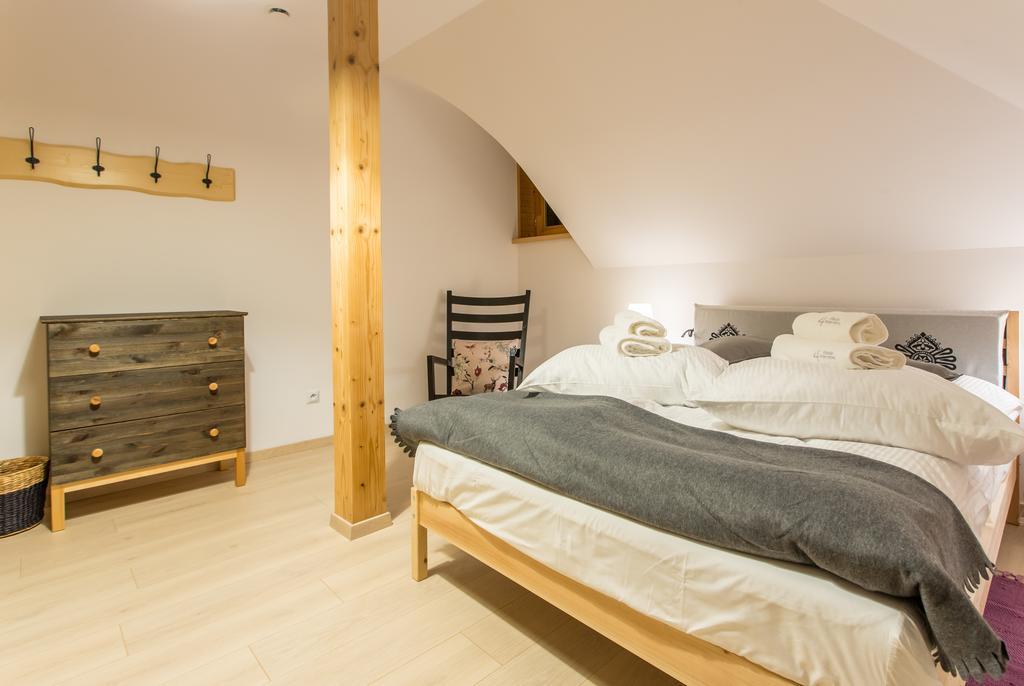 Osada Cztery Pory Roku Czorsztyn Vila Quarto foto